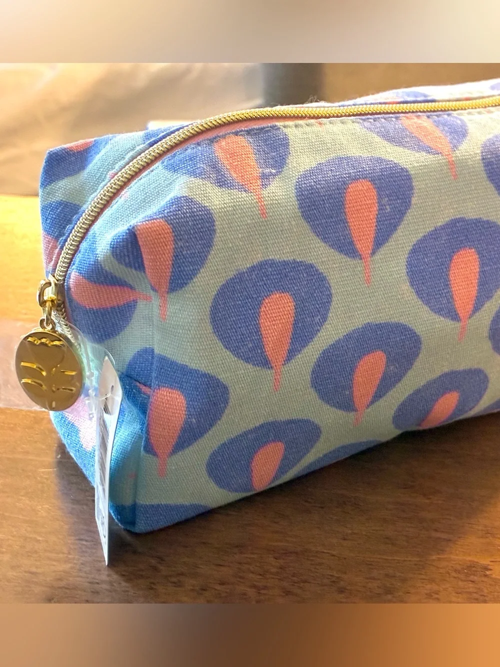 Estee Lauder Blue and Coral Teardrop Cosmetic Pouch